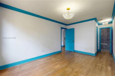 Купить виллу или дом в Майами-Бич, Флорида 1 спальня, 60.39м2, № 1976372 - фото 13