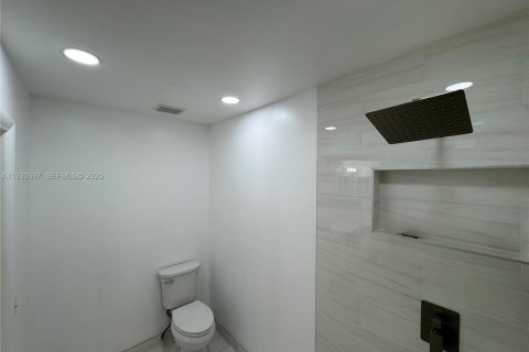 Touwnhouse à louer à Miami, Floride: 2 chambres, 93.83 m2 № 1989462 - photo 15