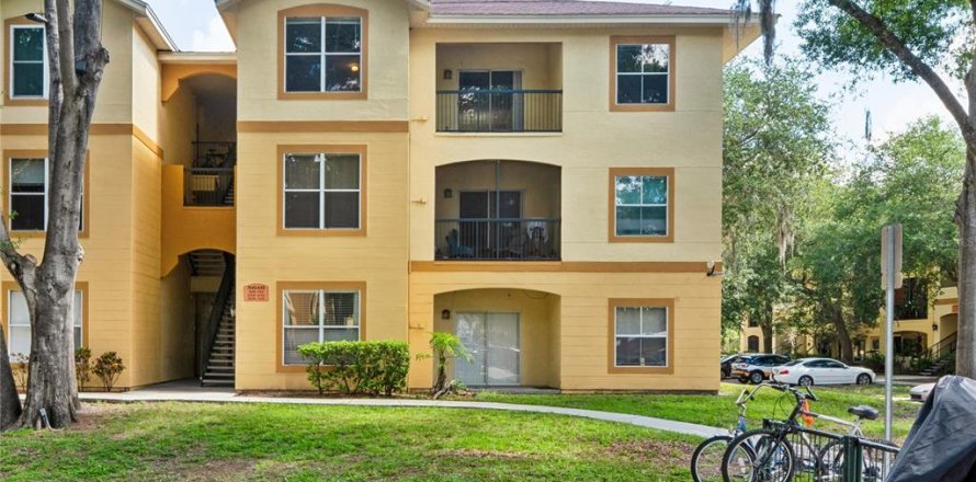 Condo in Tampa, Florida, 3 bedrooms № 2157343