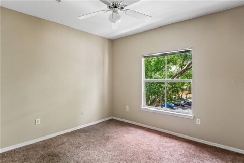 Condo in Tampa, Florida, 3 bedrooms № 2157343 - photo 27