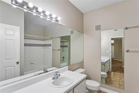 Condo in Tampa, Florida, 3 bedrooms № 2157343 - photo 30