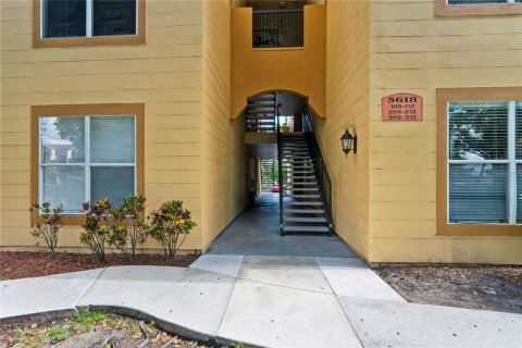 Condo in Tampa, Florida, 3 bedrooms № 2157343 - photo 4