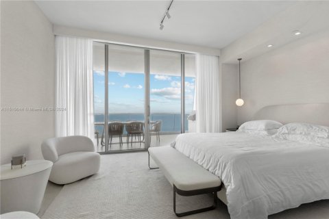 Condo in Sunny Isles Beach, Florida, 3 bedrooms  № 1607058 - photo 19