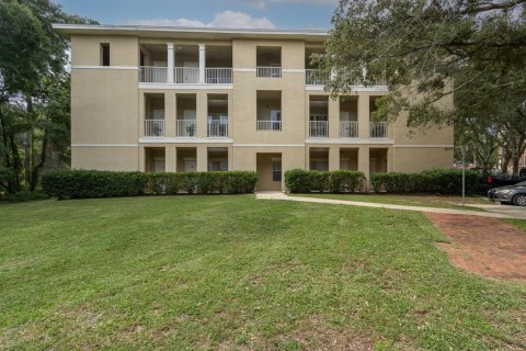 Condo in Gainesville, Florida, 1 bedroom  № 1824192 - photo 17