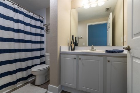 Condo in Gainesville, Florida, 1 bedroom  № 1824192 - photo 13