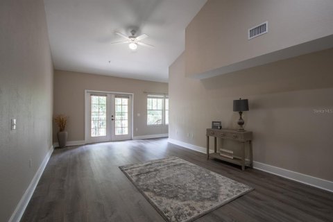 Condo in Gainesville, Florida, 1 bedroom  № 1824192 - photo 2