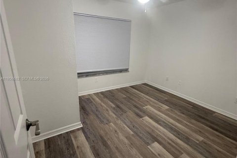 Touwnhouse à louer à Kissimmee, Floride: 4 chambres № 2153495 - photo 12