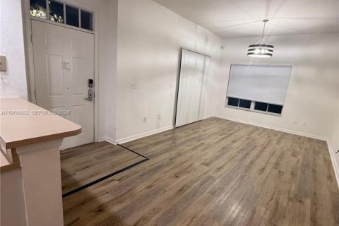 Touwnhouse à louer à Kissimmee, Floride: 4 chambres № 2153495 - photo 2