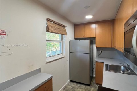 Copropriété à vendre à North Miami, Floride: 1 chambre, 61.87 m2 № 1977261 - photo 9