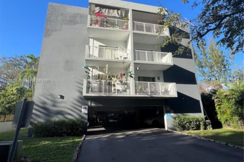 Copropriété à vendre à North Miami, Floride: 1 chambre, 61.87 m2 № 1977261 - photo 1