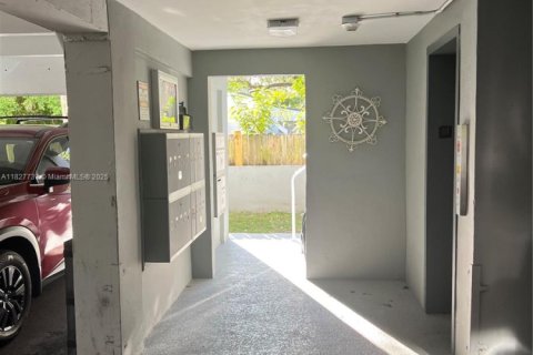 Copropriété à vendre à North Miami, Floride: 1 chambre, 61.87 m2 № 1977261 - photo 5