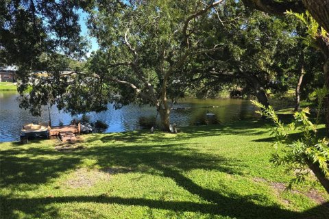 Villa ou maison à vendre à Seminole, Floride: 3 chambres, 155.61 m2 № 2405589 - photo 28