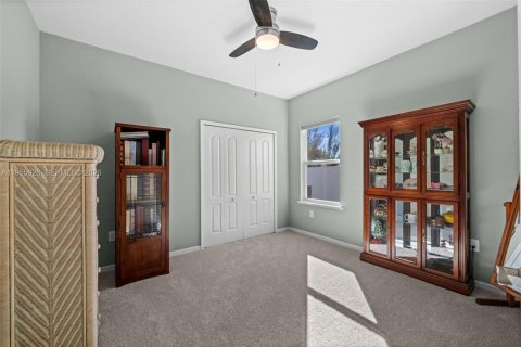 Casa en venta en Cape Coral, Florida, 3 dormitorios, 192.03 m2 № 2019863 - foto 22