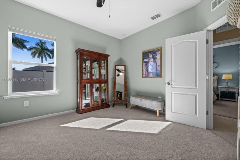 Casa en venta en Cape Coral, Florida, 3 dormitorios, 192.03 m2 № 2019863 - foto 23