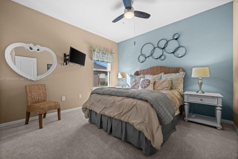 Casa en venta en Cape Coral, Florida, 3 dormitorios, 192.03 m2 № 2019863 - foto 20