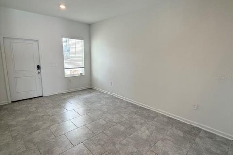 Townhouse in Davenport, Florida 3 bedrooms, 170.94 sq.m. № 1909478 - photo 15