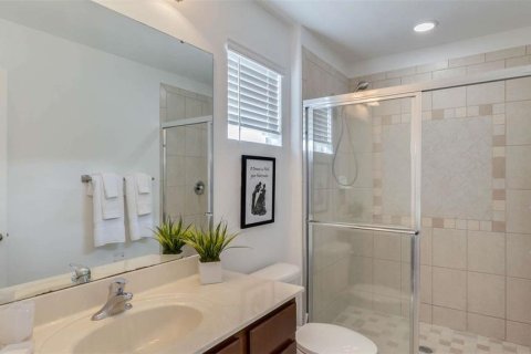 Casa en venta en Kissimmee, Florida, 6 dormitorios, 326.27 m2 № 2229851 - foto 8