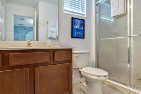 Casa en venta en Kissimmee, Florida, 6 dormitorios, 326.27 m2 № 2229851 - foto 6