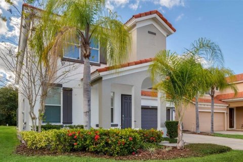 House in Kissimmee, Florida 6 bedrooms, 326.27 sq.m. № 2229851