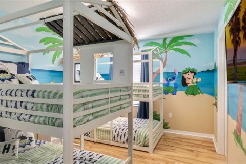 Casa en venta en Kissimmee, Florida, 6 dormitorios, 326.27 m2 № 2229851 - foto 4