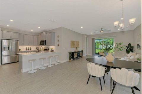 House in Venice, Florida 2 bedrooms, 138.98 sq.m. № 1820540 - photo 8