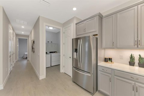 House in Venice, Florida 2 bedrooms, 138.98 sq.m. № 1820540 - photo 29
