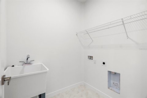 House in Tampa, Florida 3 bedrooms, 159.79 sq.m. № 2368883 - photo 26