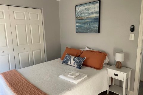 Copropriété à vendre à Saint Petersburg, Floride: 2 chambres, 66.89 m2 № 1670805 - photo 11