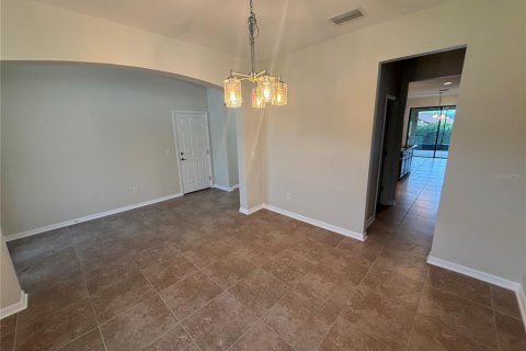 Villa ou maison à vendre à Lakeland, Floride: 5 chambres, 328.32 m2 № 2200852 - photo 2