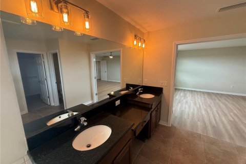 Villa ou maison à vendre à Lakeland, Floride: 5 chambres, 328.32 m2 № 2200852 - photo 20