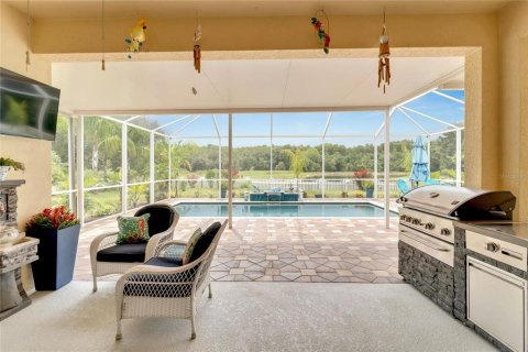 House in Land O' Lakes, Florida 5 bedrooms, 379.23 sq.m. № 1261939 - photo 15