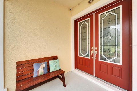 House in Land O' Lakes, Florida 5 bedrooms, 379.23 sq.m. № 1261939 - photo 19