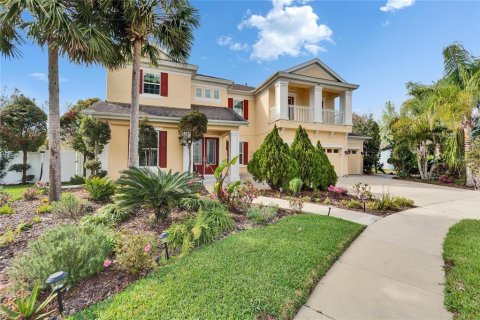House in Land O' Lakes, Florida 5 bedrooms, 379.23 sq.m. № 1261939 - photo 5
