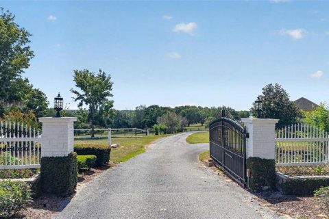 Квартира в Уматилла, Флорида 3 комнаты, 140.47м2 № 2215531