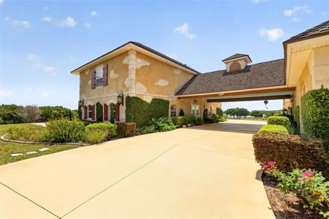 Apartamento en alquiler en Umatilla, Florida, 1 dormitorio, 140.47 m2 № 2215531 - foto 5