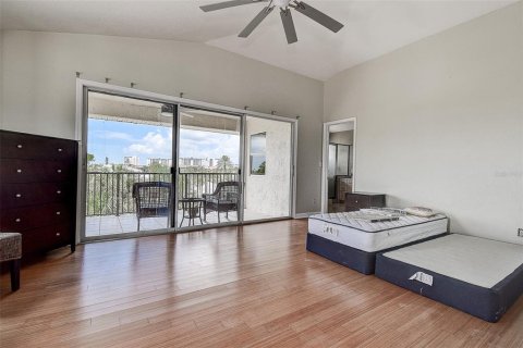 Dúplex en venta en Saint Pete Beach, Florida, 5 dormitorios, 326.92 m2 № 1843952 - foto 29