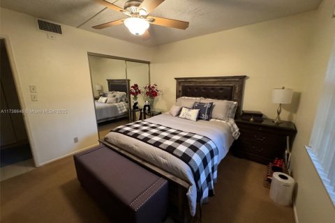 Condo in Pompano Beach, Florida, 2 bedrooms  № 1487223 - photo 14
