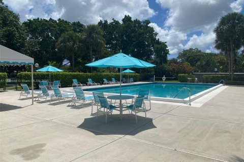 Condo in Pompano Beach, Florida, 2 bedrooms  № 1487223 - photo 3