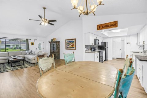 Casa en venta en Lakeland, Florida, 3 dormitorios, 162.11 m2 № 2387439 - foto 9