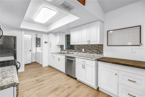 Casa en venta en Lakeland, Florida, 3 dormitorios, 162.11 m2 № 2387439 - foto 10
