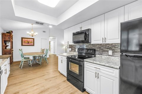 Casa en venta en Lakeland, Florida, 3 dormitorios, 162.11 m2 № 2387439 - foto 12