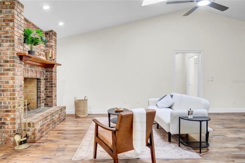 Casa en venta en Altamonte Springs, Florida, 3 dormitorios, 171.03 m2 № 1907222 - foto 7