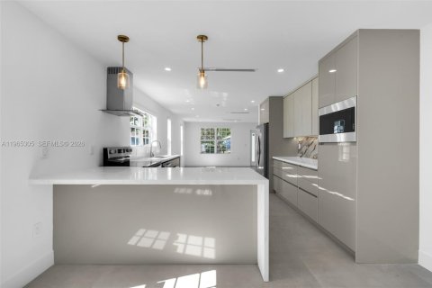 Villa ou maison à vendre à West Palm Beach, Floride: 3 chambres № 2026385 - photo 12