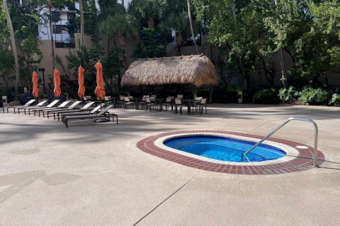 Condo in Miami, Florida, 3 rooms № 2146824 - photo 21