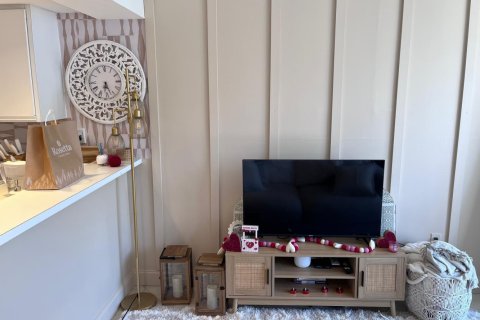 Condo in Miami, Florida, 3 rooms № 2146824 - photo 6