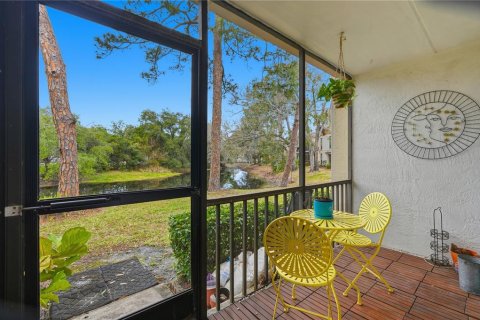 Condo in Palm Harbor, Florida, 2 bedrooms  № 2226572 - photo 19
