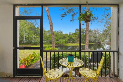 Condo in Palm Harbor, Florida, 2 bedrooms  № 2226572 - photo 18