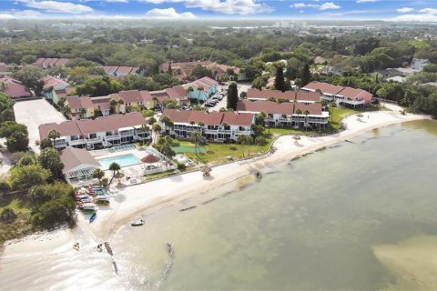 Condo in Saint Petersburg, Florida, 1 bedroom  № 1849876 - photo 6