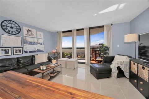 Copropriété à vendre à Coral Gables, Floride: 2 chambres, 89.19 m2 № 1972386 - photo 10