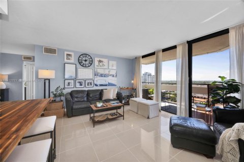 Copropriété à vendre à Coral Gables, Floride: 2 chambres, 89.19 m2 № 1972386 - photo 3